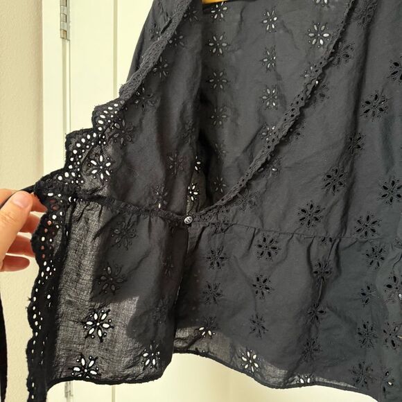Madewell Wrap Top Womens Sz Small Black Scalloped Eyelet Floral Boho Feminine - Picture 4 of 10